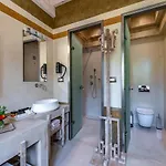10gr Boutique & Wine Bar 5*