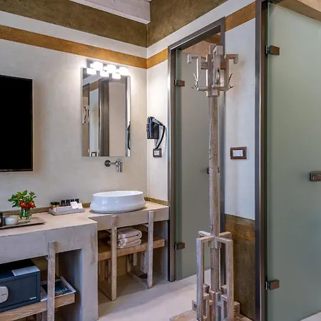 Hotell 10gr Boutique & Wine Bar