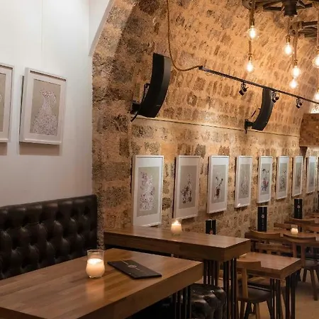 Szálloda 10gr Boutique & Wine Bar