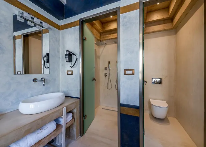 10gr Boutique Hotel&wine Bar 5* Rhodes City