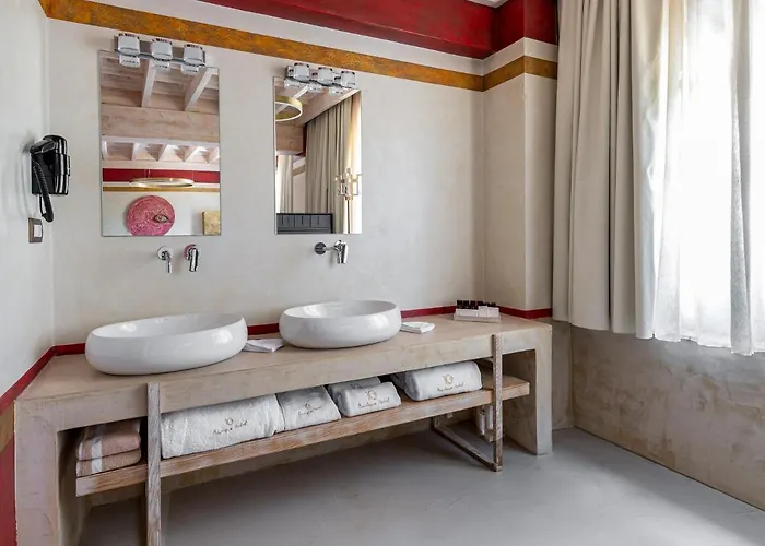 10gr Boutique Hotel&wine Bar 5*