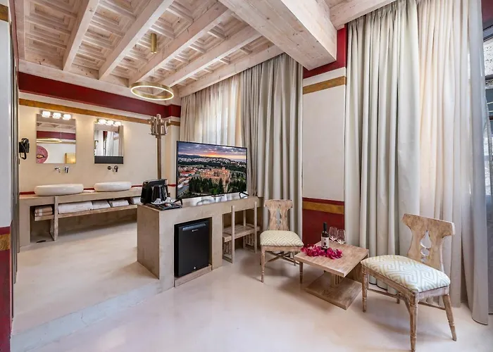 10gr Boutique Hotel&wine Bar Hotel