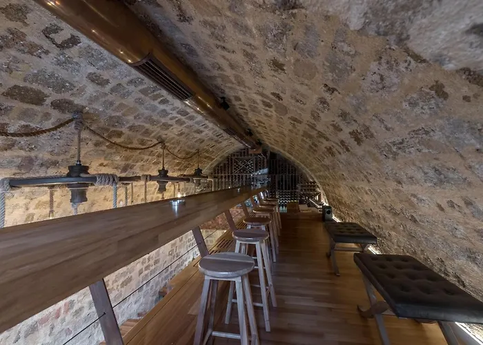 10gr Boutique Hotel&wine Bar Rhodes City