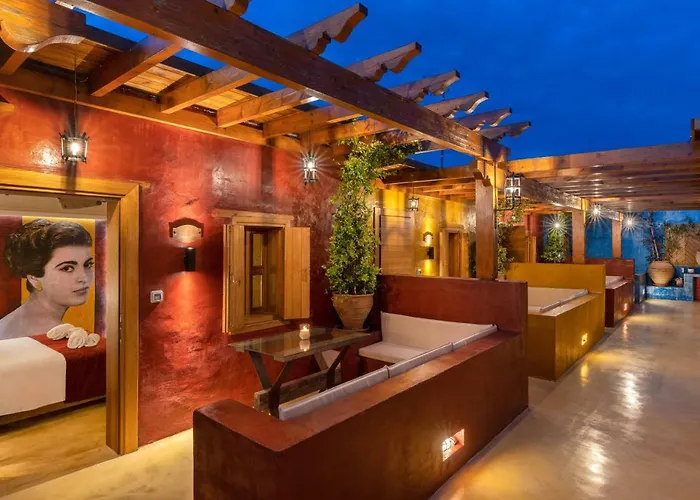 10gr Boutique & Wine Bar Hotel