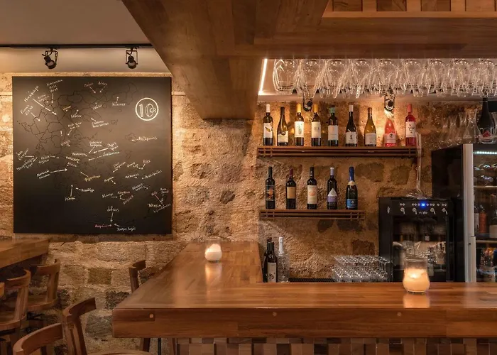 Hotel 10gr Boutique & Wine Bar