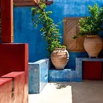 10gr Boutique & Wine Bar 5* Rhodes City