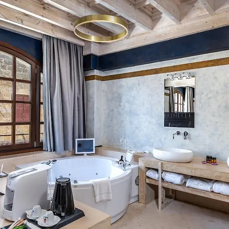 Hotel 10gr Boutique & Wine Bar