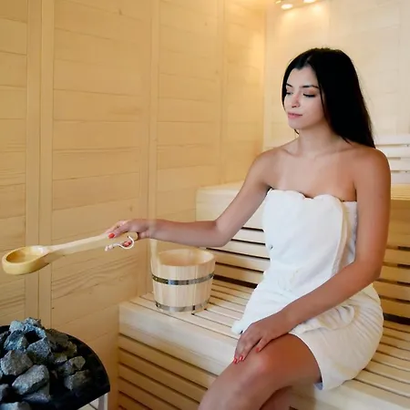 Hotel 10gr Boutique & Wine Bar 5*