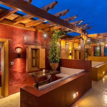 10gr Boutique & Wine Bar Hotel