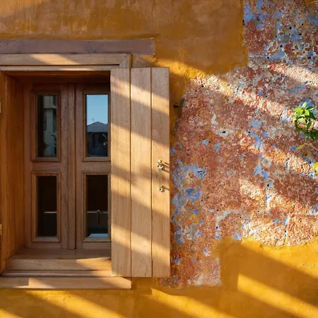 Otel 10gr Boutique & Wine Bar Rhodes City