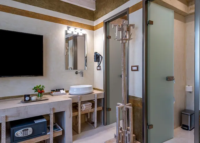 Otel 10gr Boutique & Wine Bar